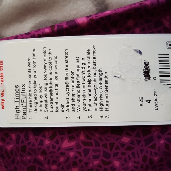 Lululemon leggings. Nwt - Picture 7 of 7